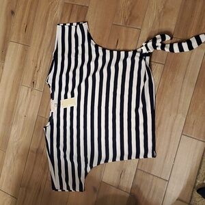 Michael Kors hem tie tshirt top size XS runs big. New with tags